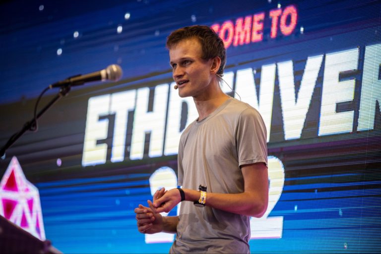 Vitalik Buterin talks about the problems of cryptocurrencies and after being trolled, Tom Brady declares himself his fan