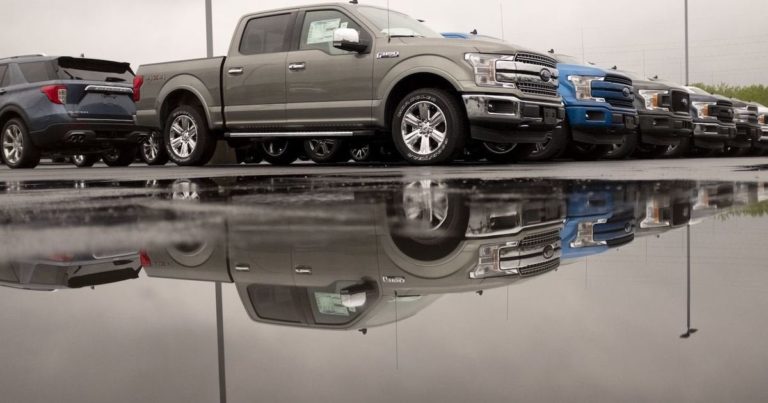 Ford delays dealer allocations until late May; 100,000 units lost as suppliers struggle : stocks
