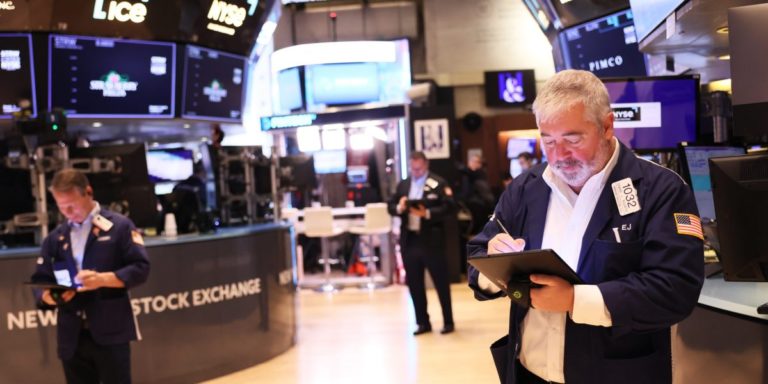 Interest rate worries send stocks skidding to their worst week of the year