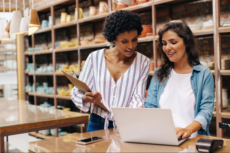 How to Balance Ecommerce and Brick-and-Mortar Shopping Expectations